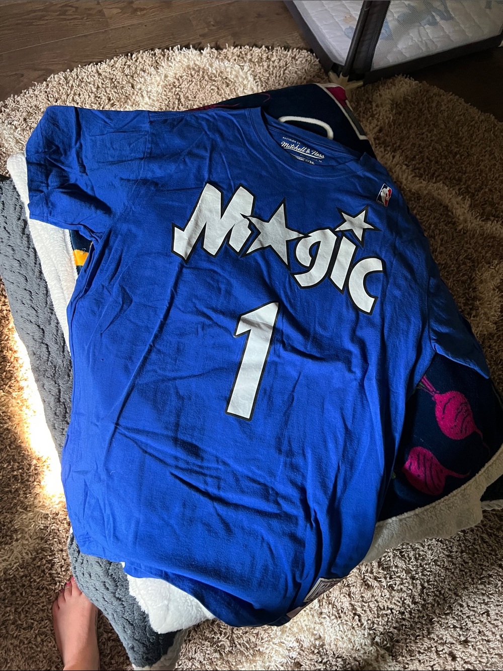 Mitchell & Ness Men’s Orlando Magic Blue #1 Tee